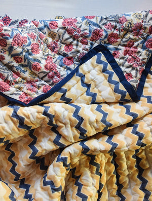 Open image in slideshow, Kyaari Blue Mulmul Blanket
